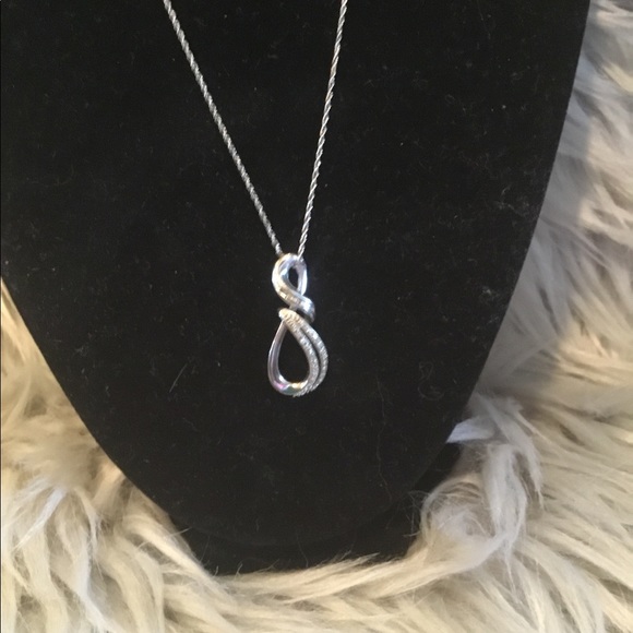 🎈💕Beautiful Diamond Necklace 💕🎈 - Picture 1 of 10